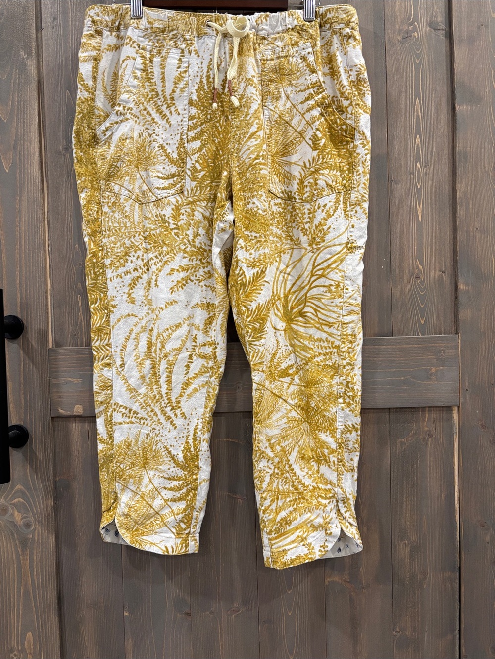 Anthropologie | The Cottage | Pilcro Linen Blend Cropped Pants